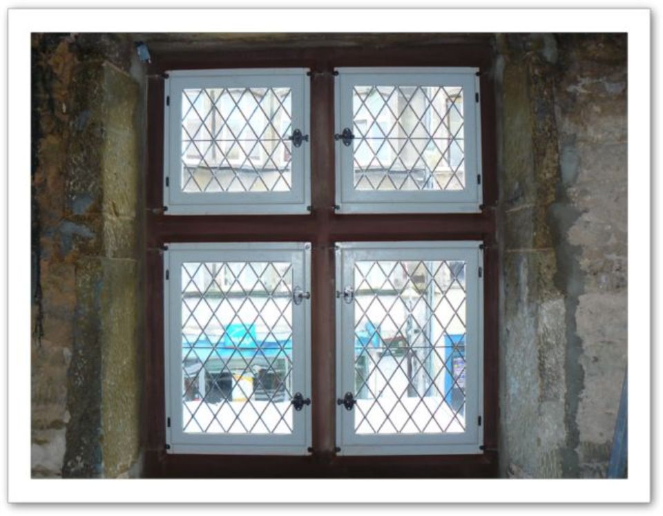 fenêtre ancienne XVIe siècle